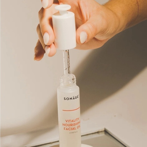 NIB SONÄGE VITALITY NOURISHING FACE OIL 30mL - Picture 4 of 11